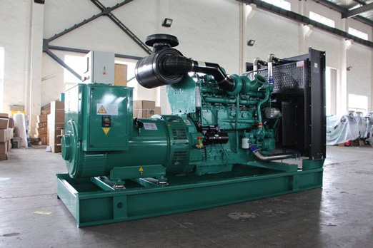 调兵山320kw康明斯柴油发电车出租组图片 调兵山320kw康明斯柴油发电车出租组图片